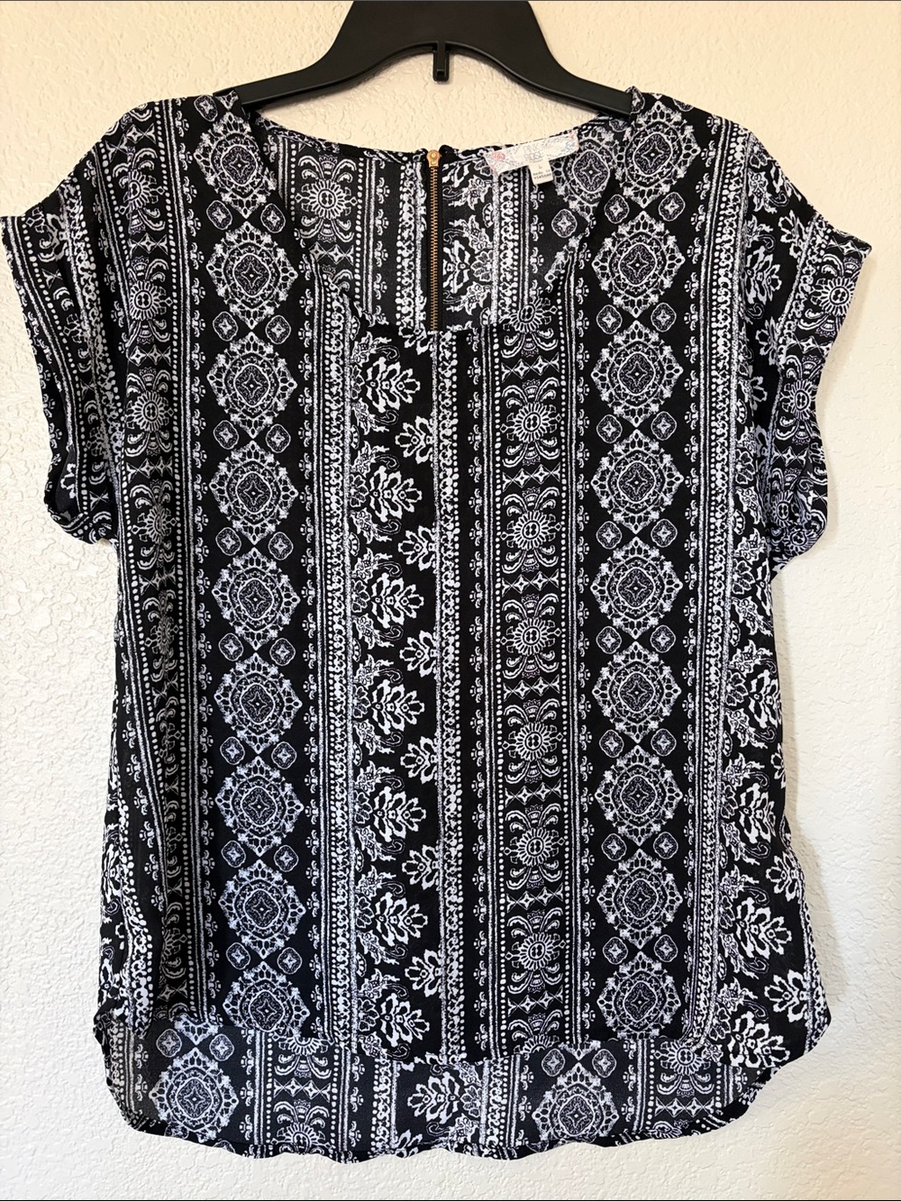 Pink Rose Black & White Patterned Short Sleeve Blouse
